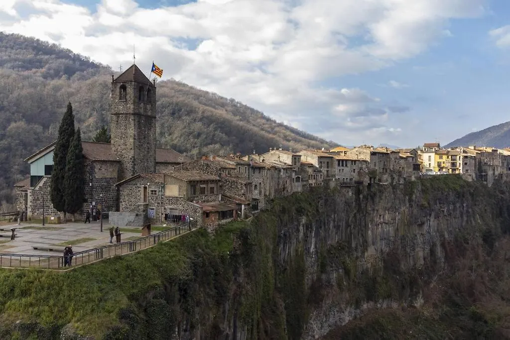 Can Mosqueroles Casa En Castellfollit De La Roca Girona Spanien